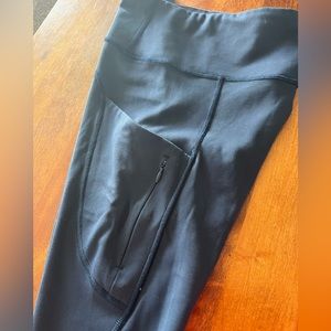 Athleta small navy leggings